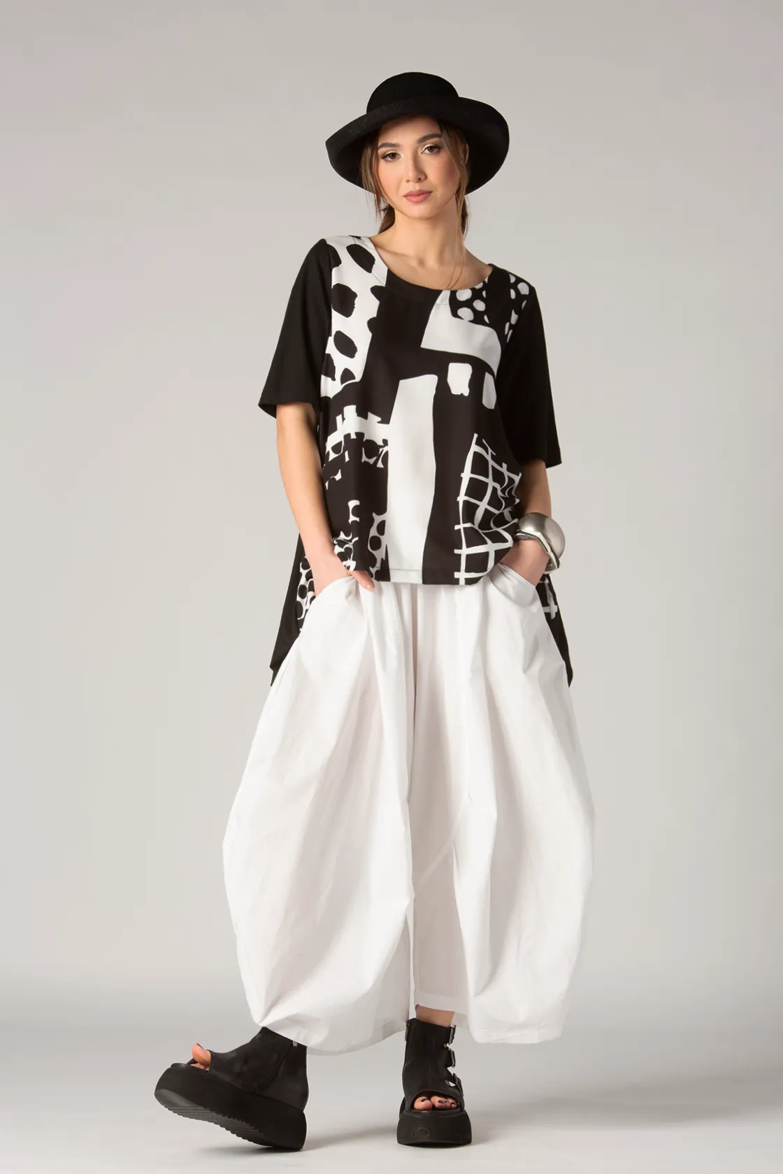 Boho Pant in White Carnaby