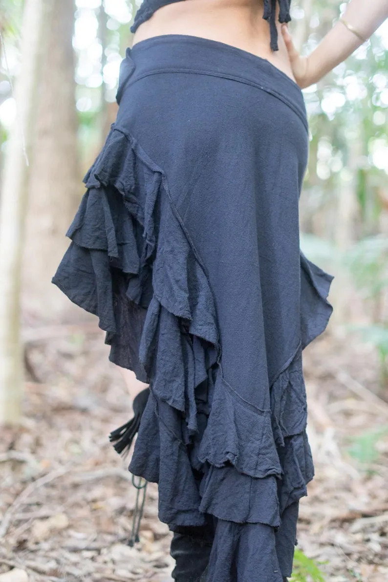 RUFFLE SKIRT BLACK