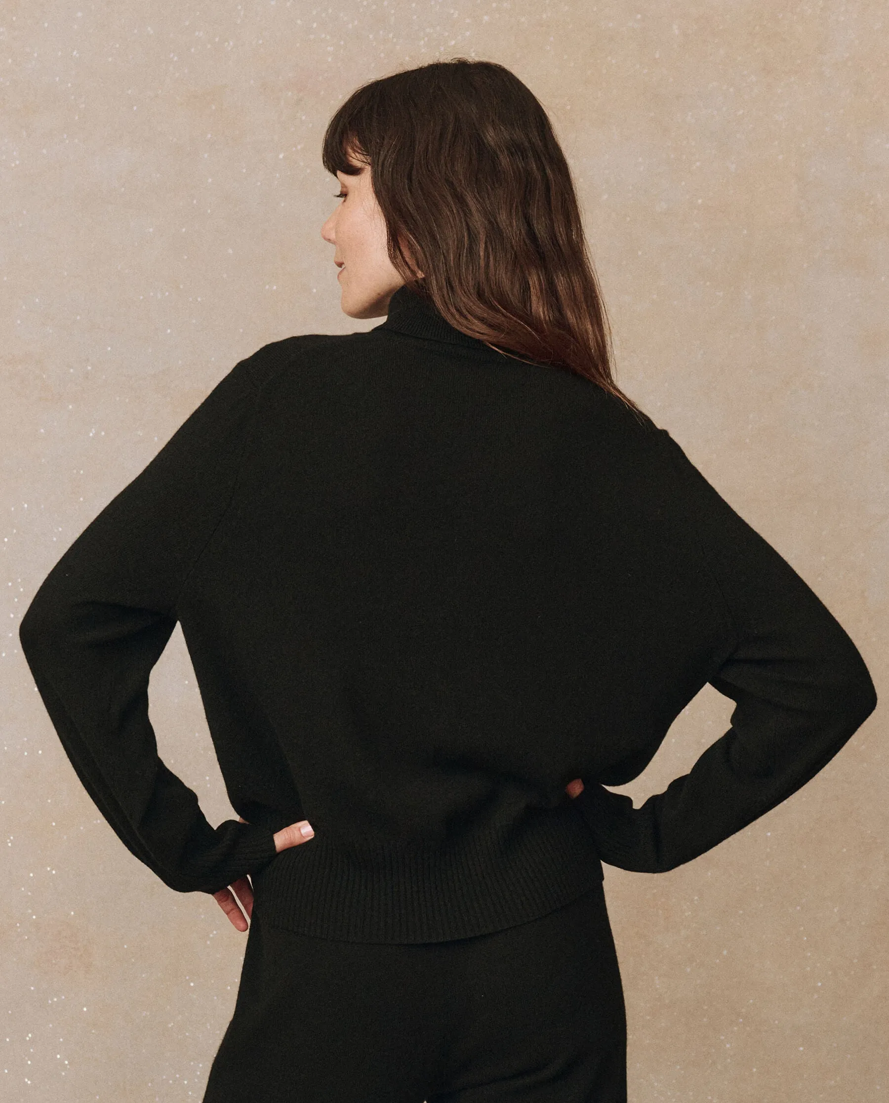 The Cashmere Turtleneck Sweater. -- Black